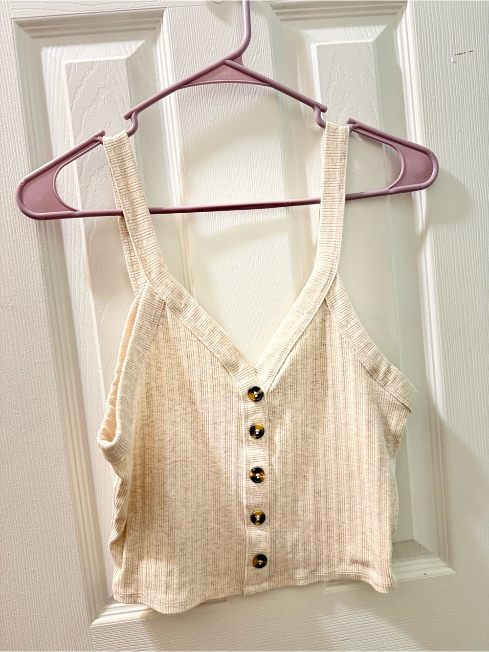Bozzolo Cream Ribbed Button-Front Crop Tank
